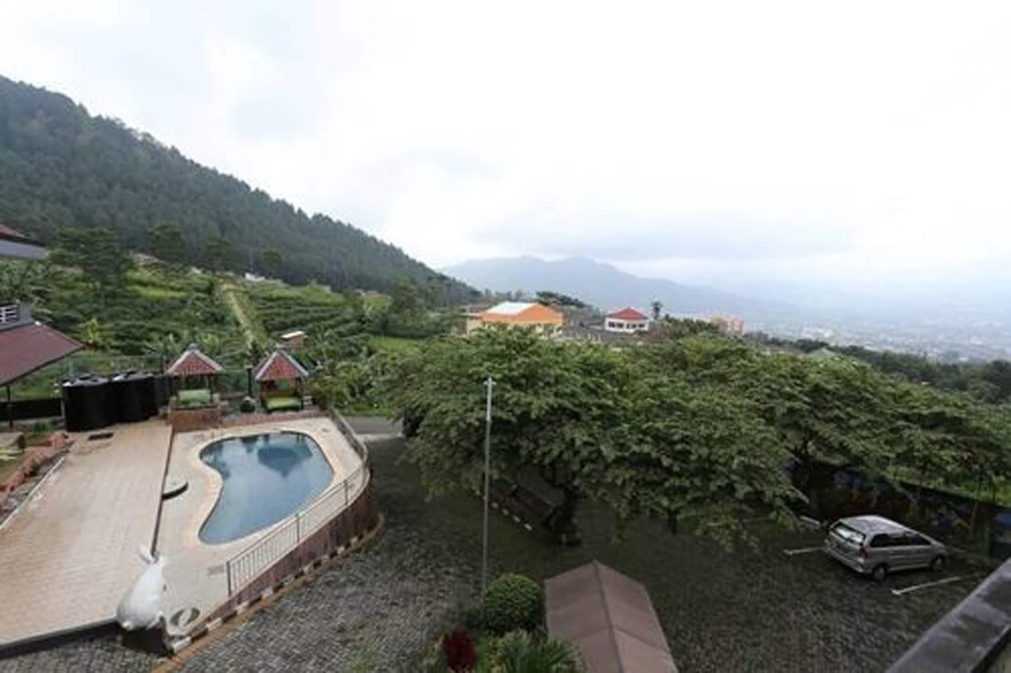 Villa Panderman Indah Batu  Zewnętrze zdjęcie